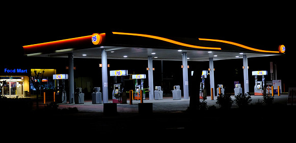 gas station 76